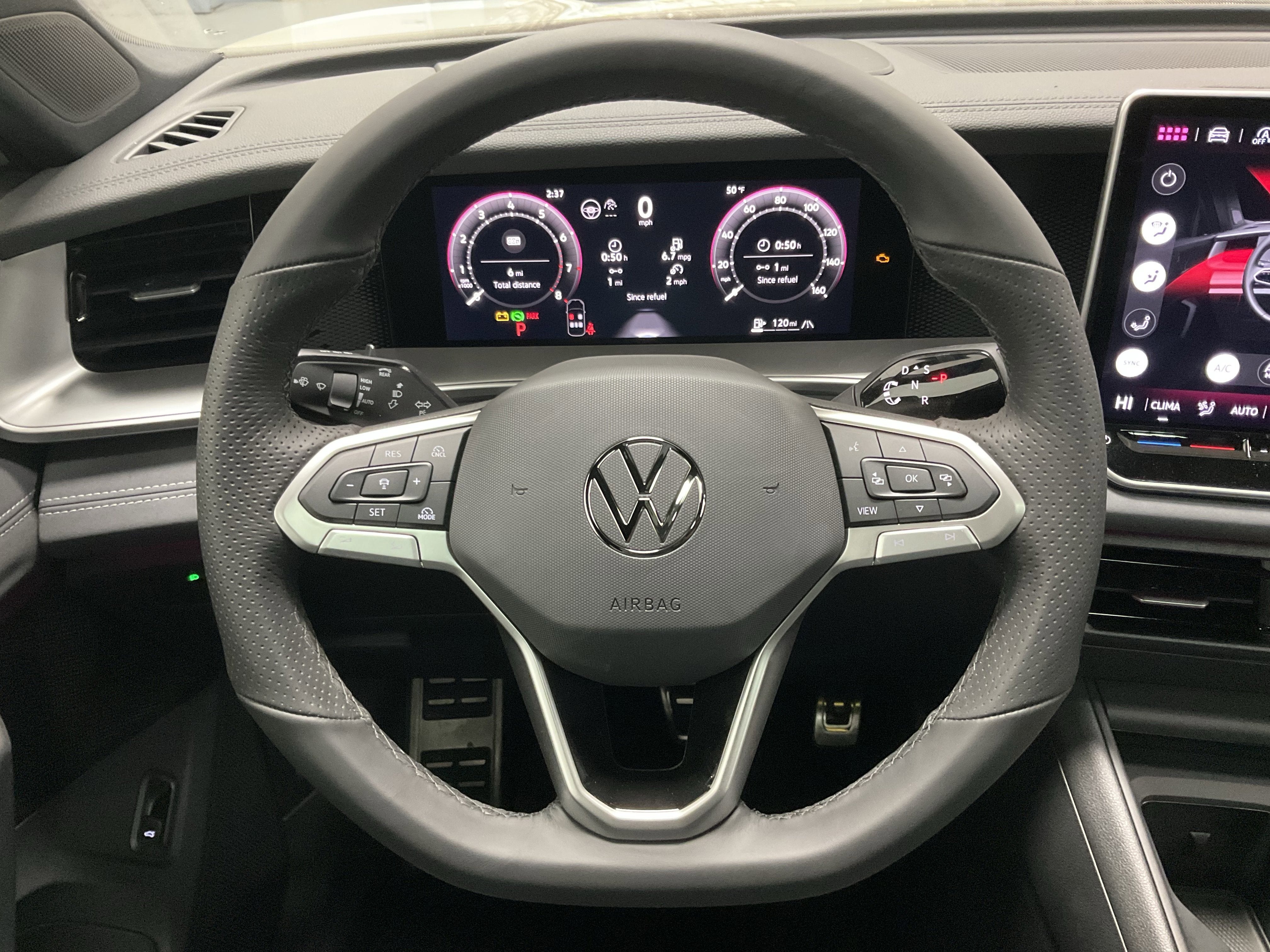 2026 Volkswagen Tiguan SE R-Line Black