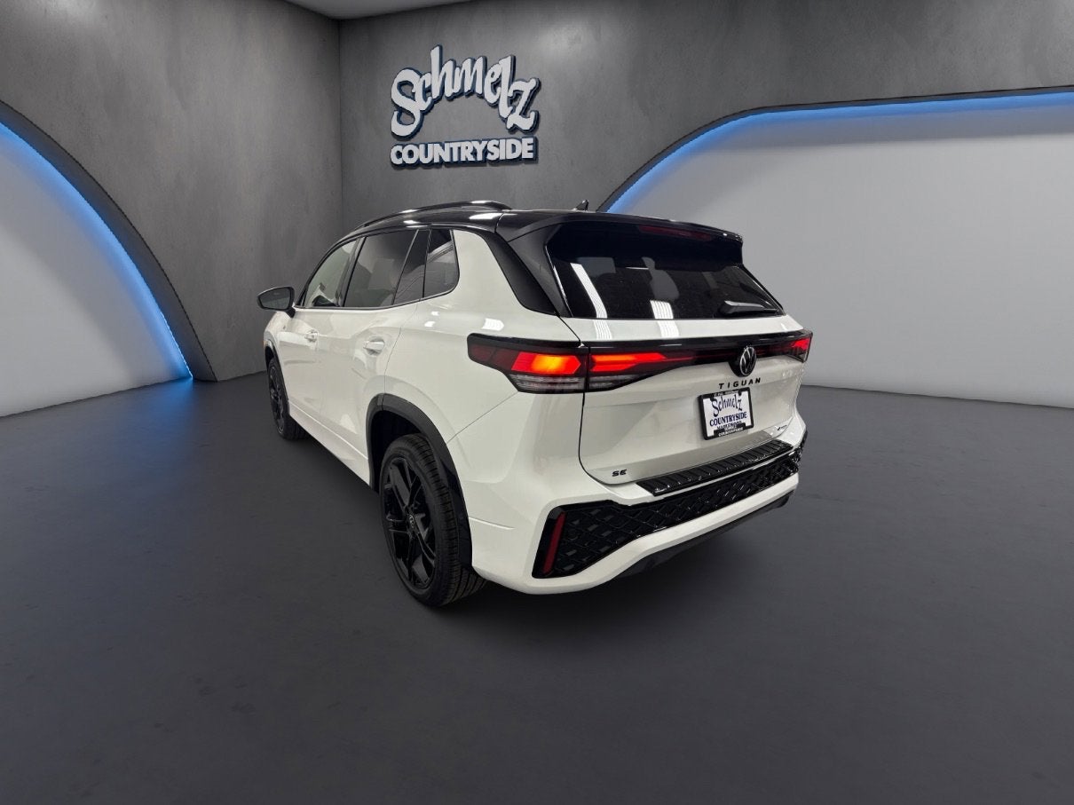 2026 Volkswagen Tiguan SE R-Line Black