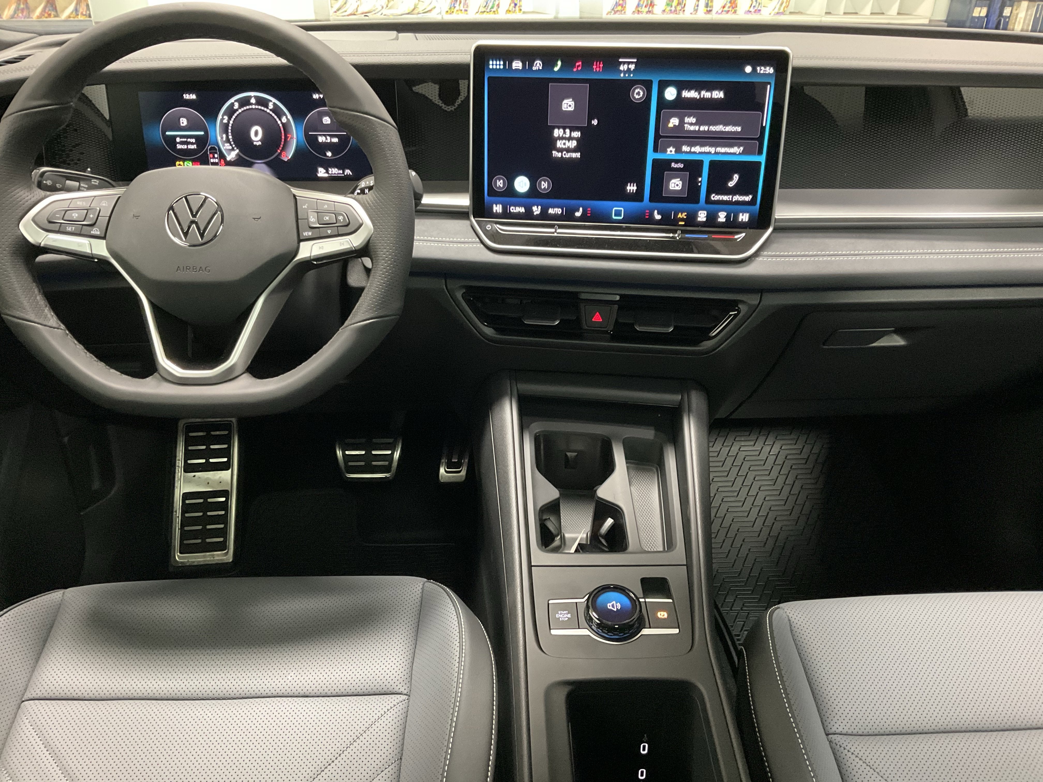 2026 Volkswagen Tiguan SE R-Line Black