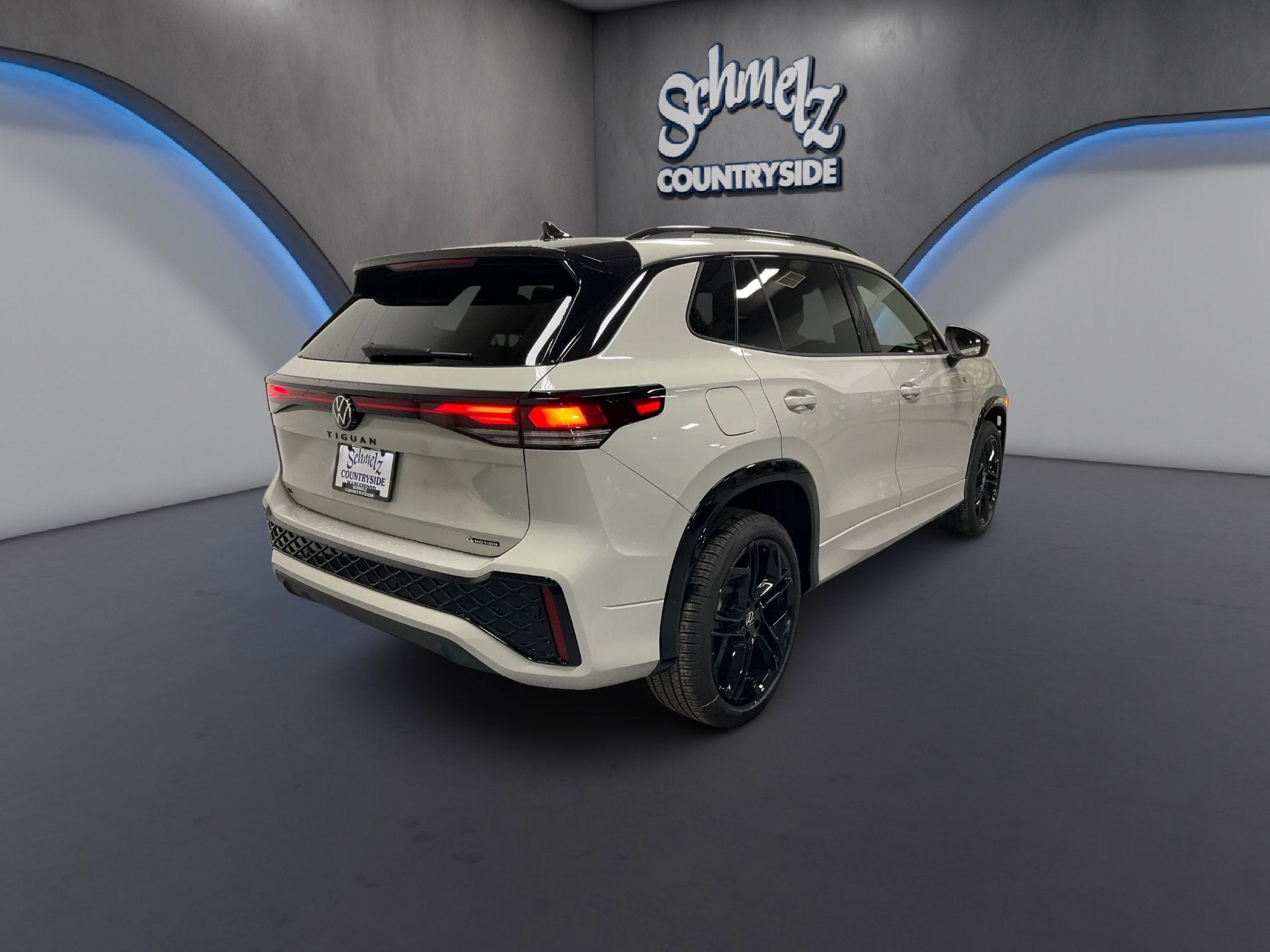 2026 Volkswagen Tiguan SE R-Line Black