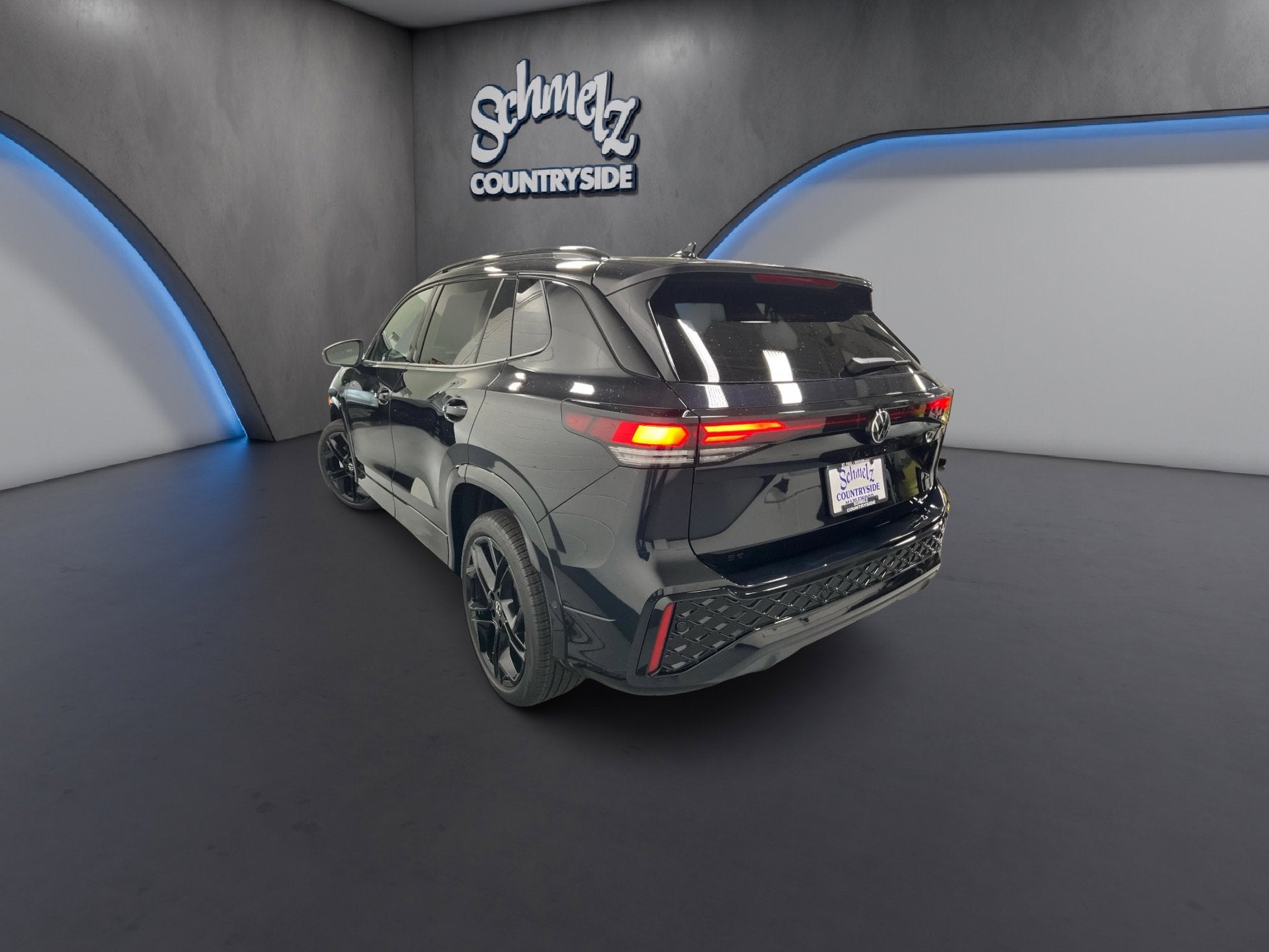 2026 Volkswagen Tiguan SE R-Line Black