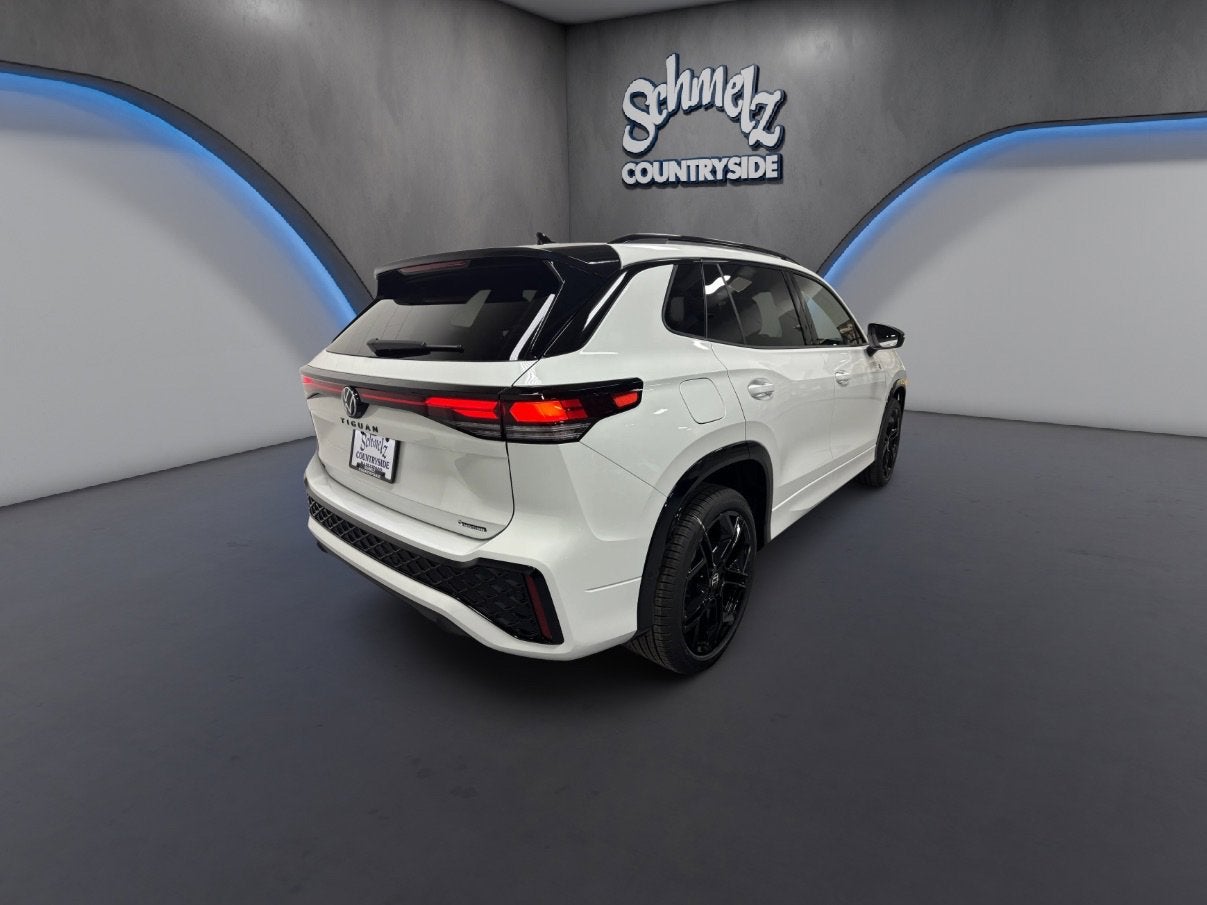 2026 Volkswagen Tiguan SE R-Line Black