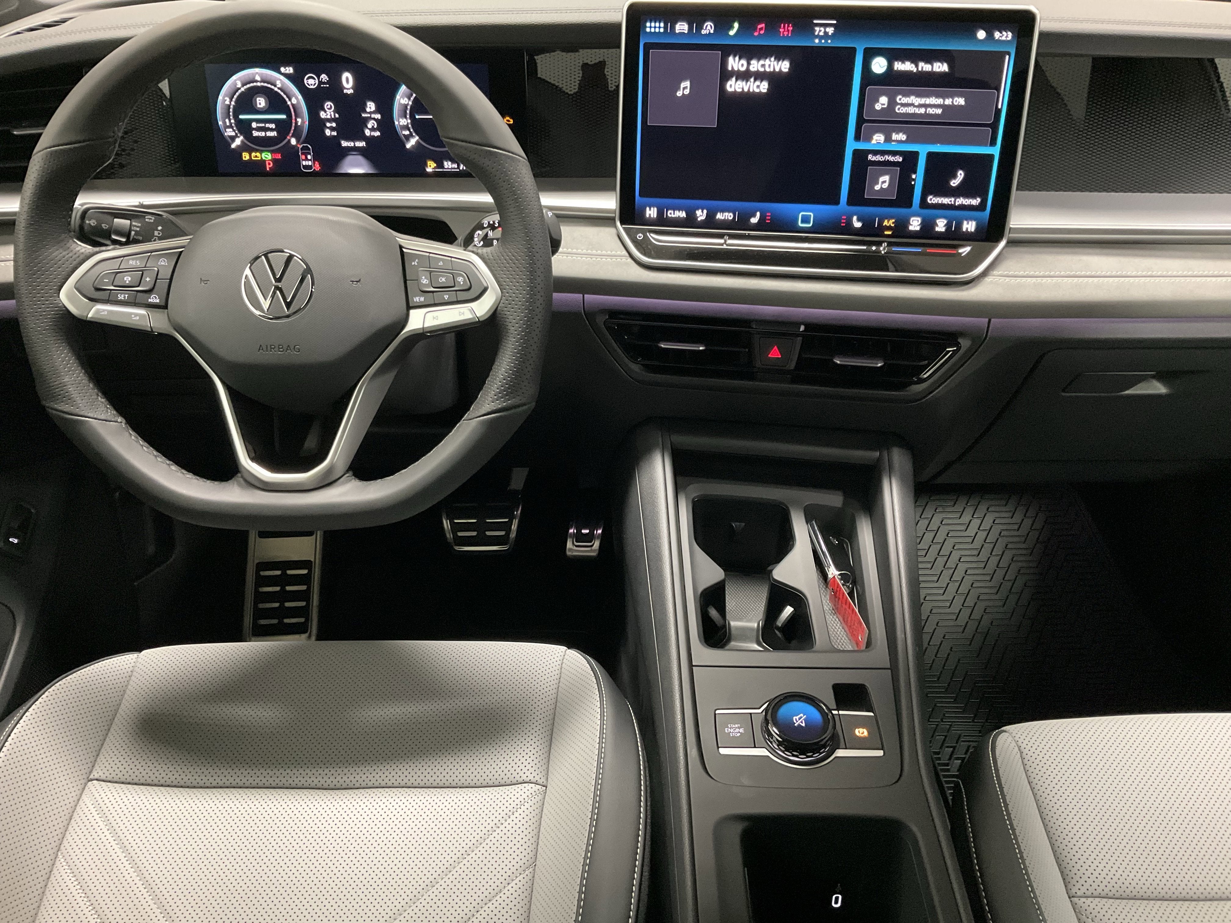 2026 Volkswagen Tiguan SE R-Line Black