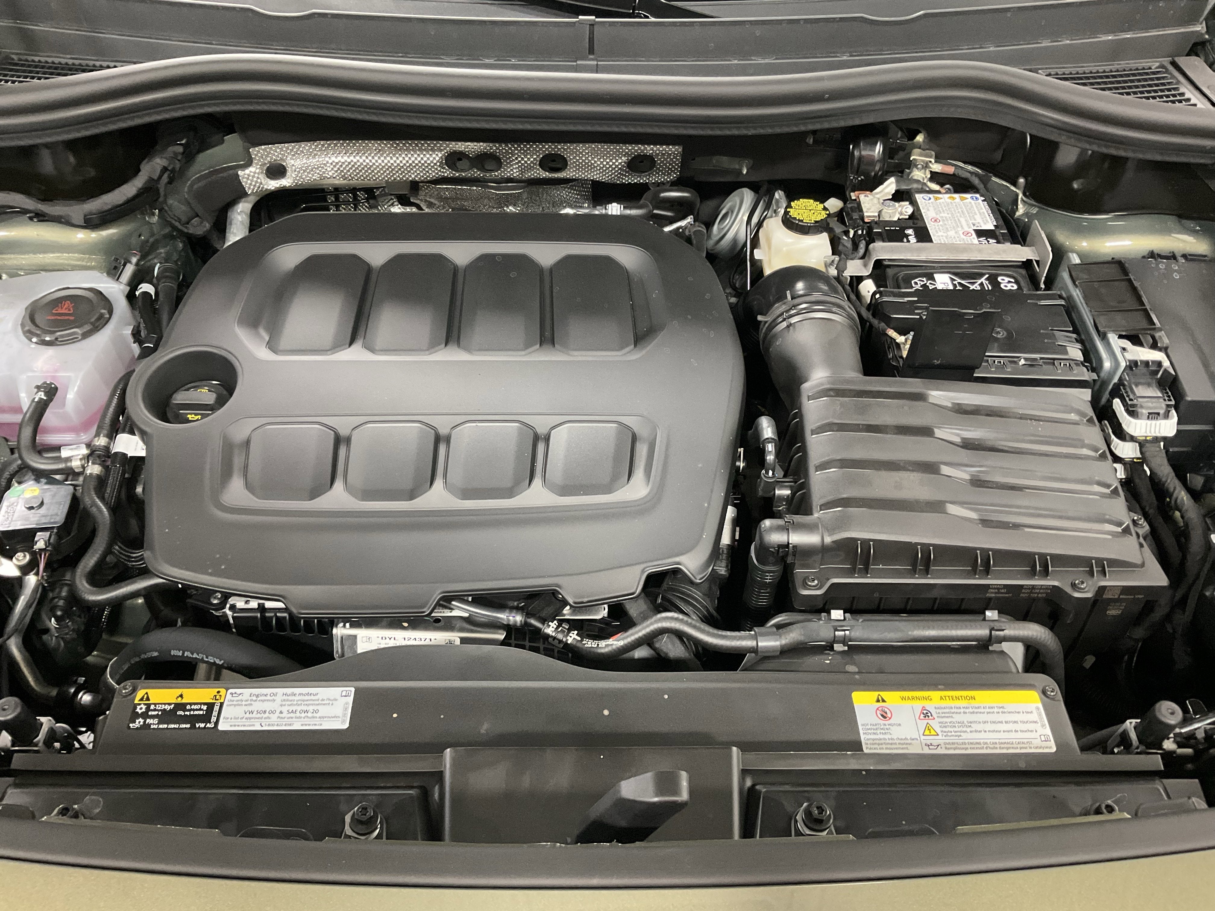 2026 Volkswagen Tiguan SE R-Line Black