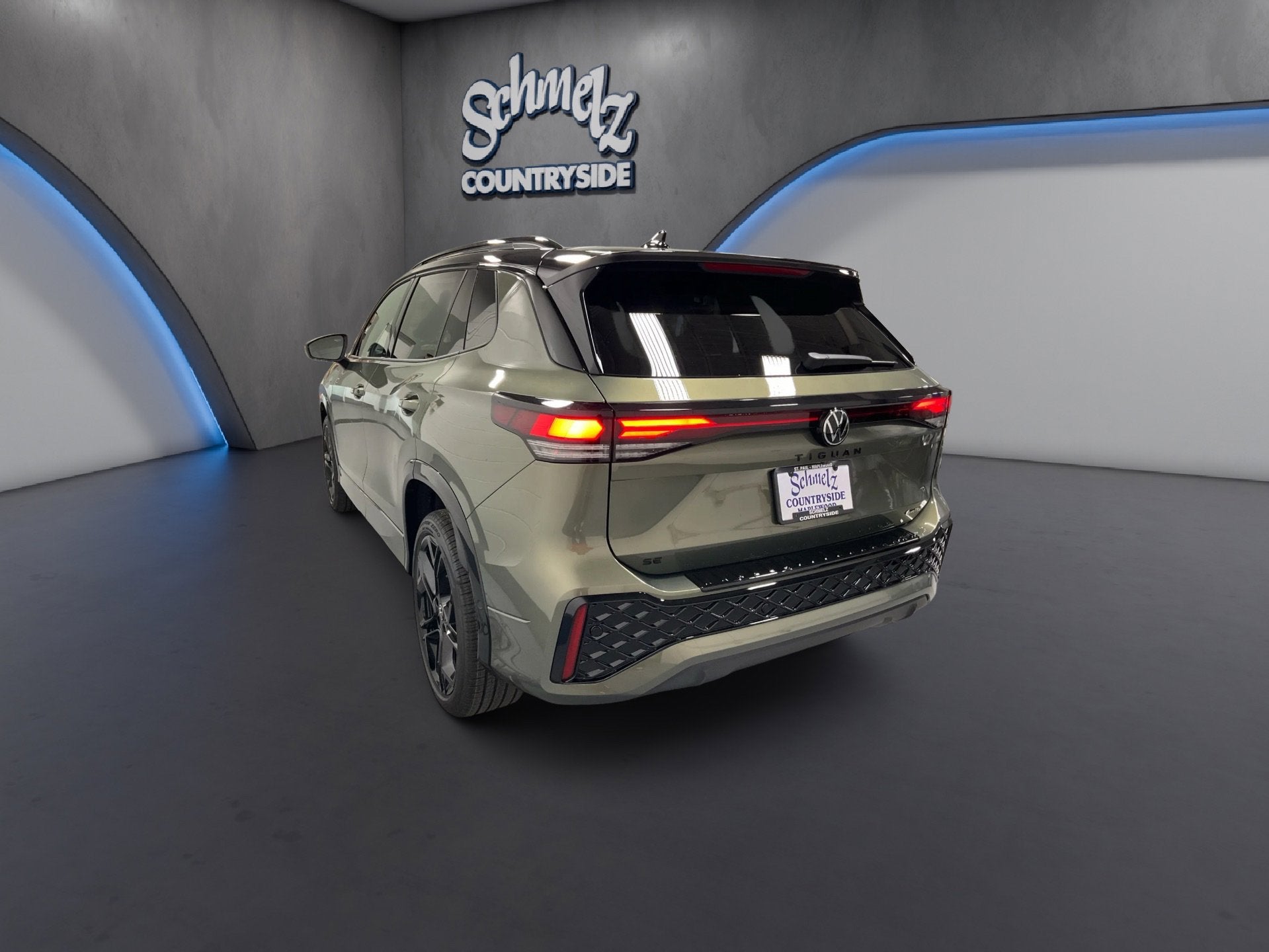 2026 Volkswagen Tiguan SE R-Line Black