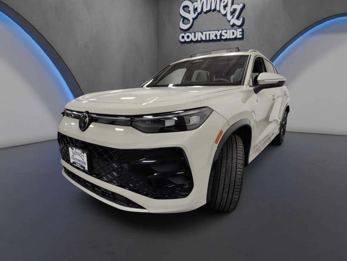 2025 Volkswagen Tiguan SEL R-Line AWD w/Sunroof/Nav