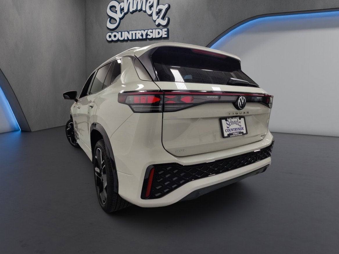 2025 Volkswagen Tiguan SEL R-Line AWD w/Sunroof/Nav