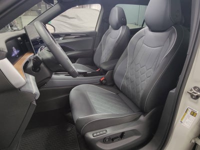 2025 Volkswagen Tiguan SEL R-Line AWD w/Sunroof/Nav