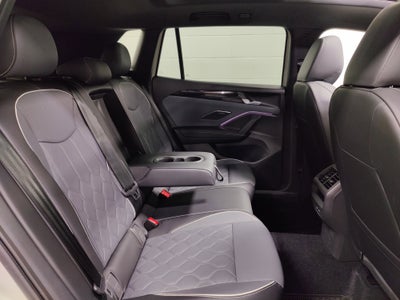 2025 Volkswagen Tiguan SEL R-Line AWD w/Sunroof/Nav