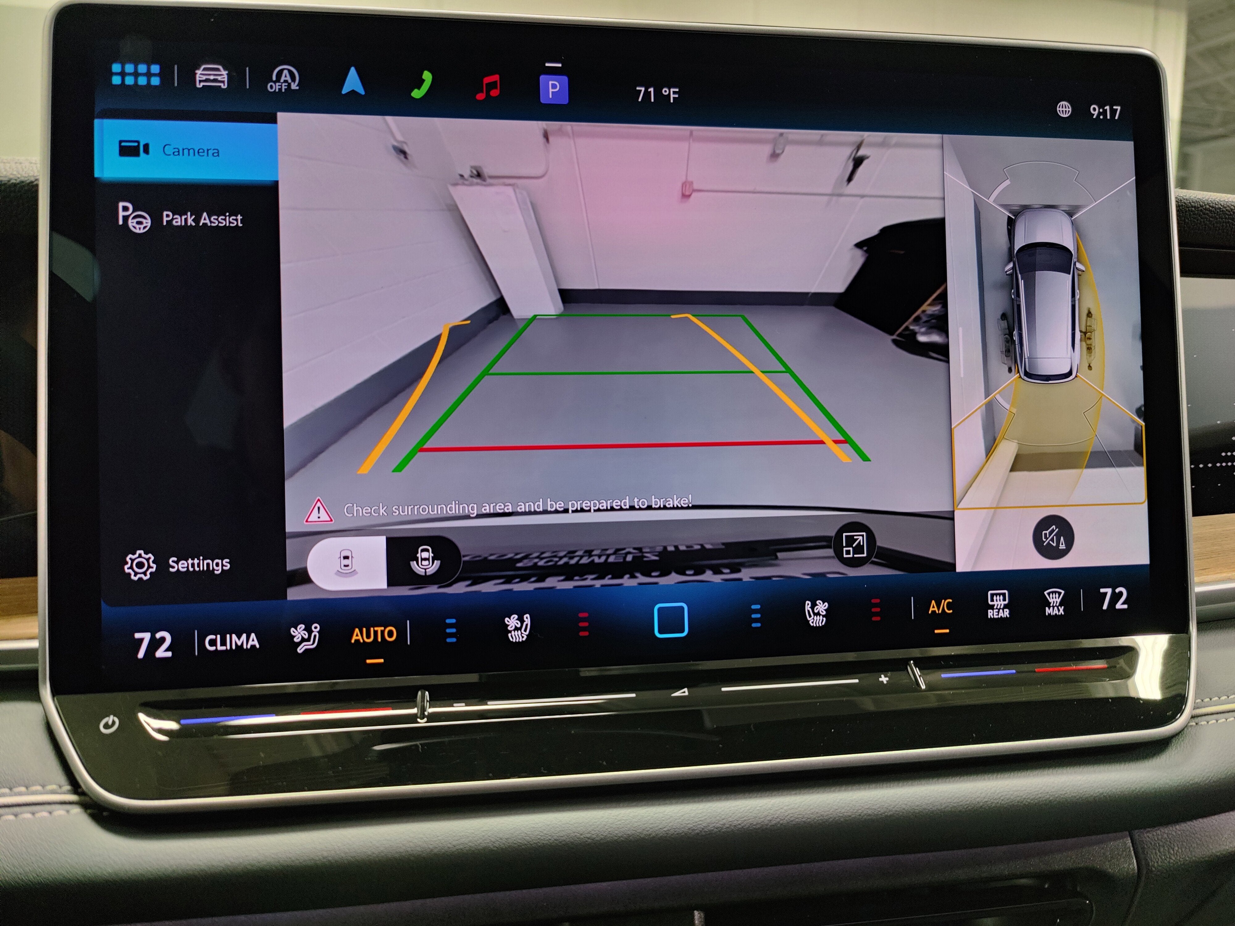 2025 Volkswagen Tiguan SEL R-Line AWD w/Sunroof/Nav