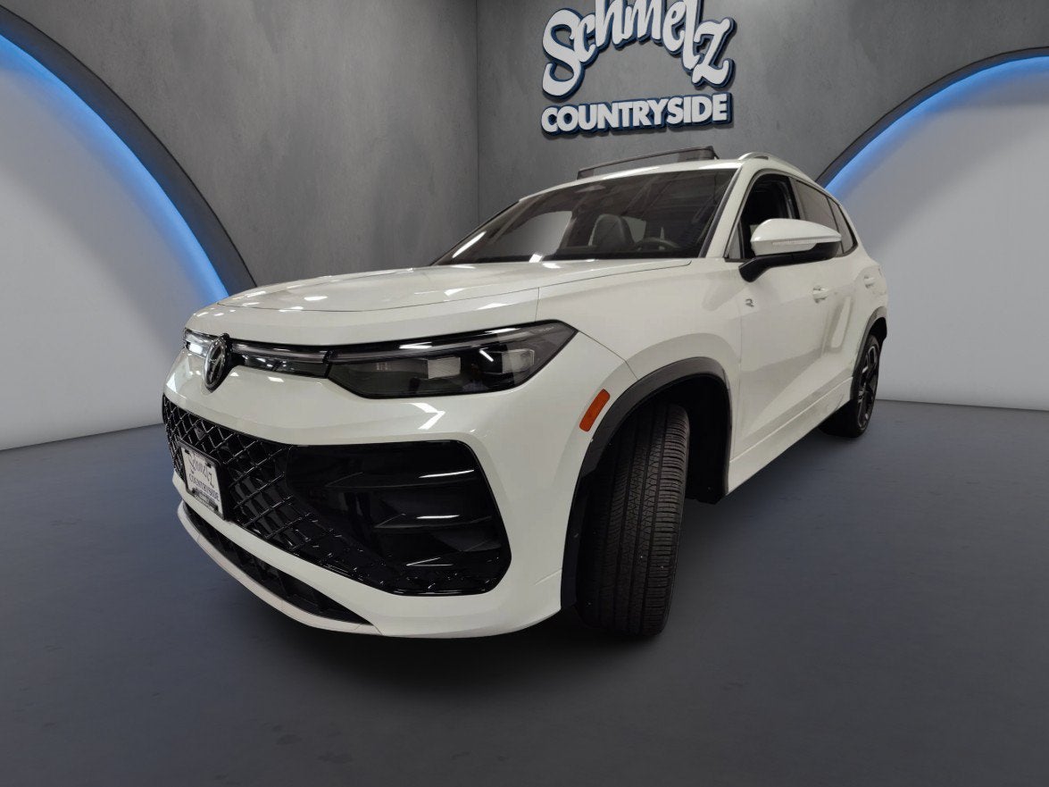 2025 Volkswagen Tiguan SEL R-Line AWD w/Sunroof/Nav