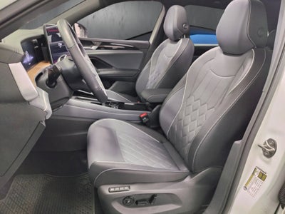 2025 Volkswagen Tiguan SEL R-Line AWD w/Sunroof/Nav