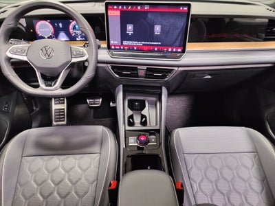 2025 Volkswagen Tiguan SEL R-Line AWD w/Sunroof/Nav