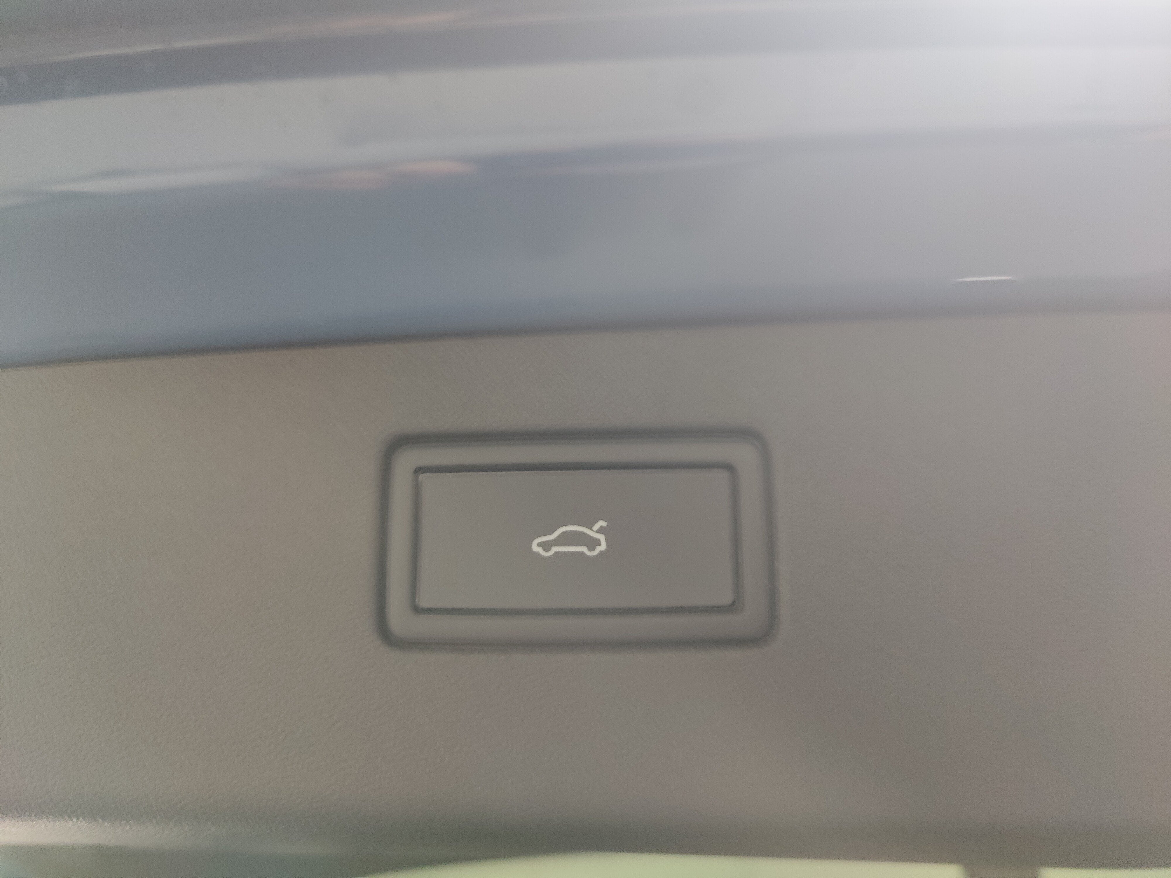 2025 Volkswagen Tiguan SEL AWD R-Line w/Sunroof & Nav