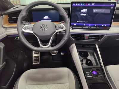 2025 Volkswagen Tiguan SEL AWD R-Line w/Sunroof & Nav
