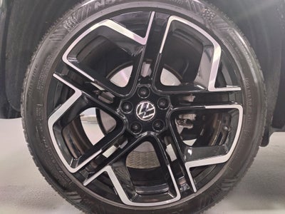 2025 Volkswagen Tiguan SEL AWD R-Line w/Sunroof & Nav