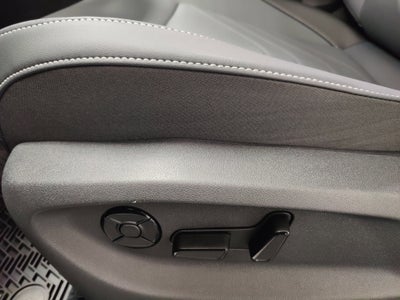 2025 Volkswagen Tiguan SE AWD w/ Sunroof