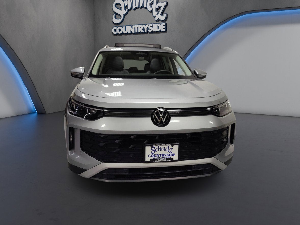 2025 Volkswagen Tiguan SE AWD w/ Sunroof