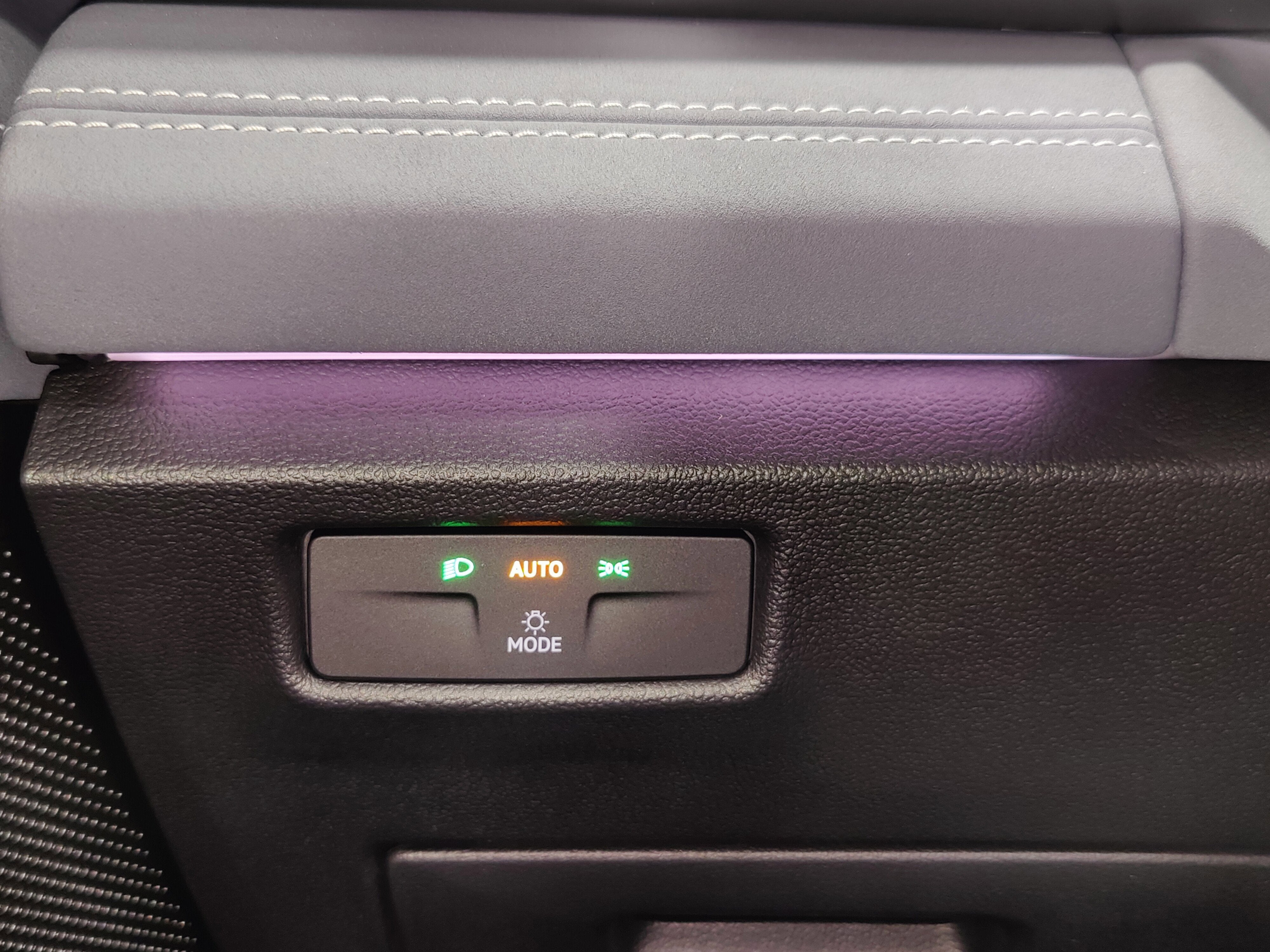 2025 Volkswagen Tiguan SE AWD w/ Sunroof