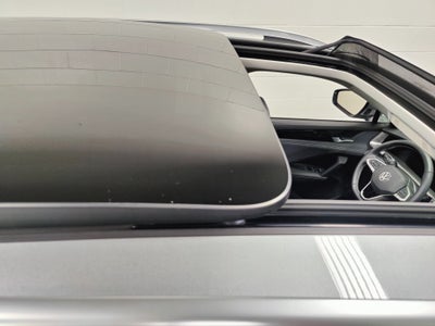 2025 Volkswagen Tiguan SE AWD w/ Sunroof