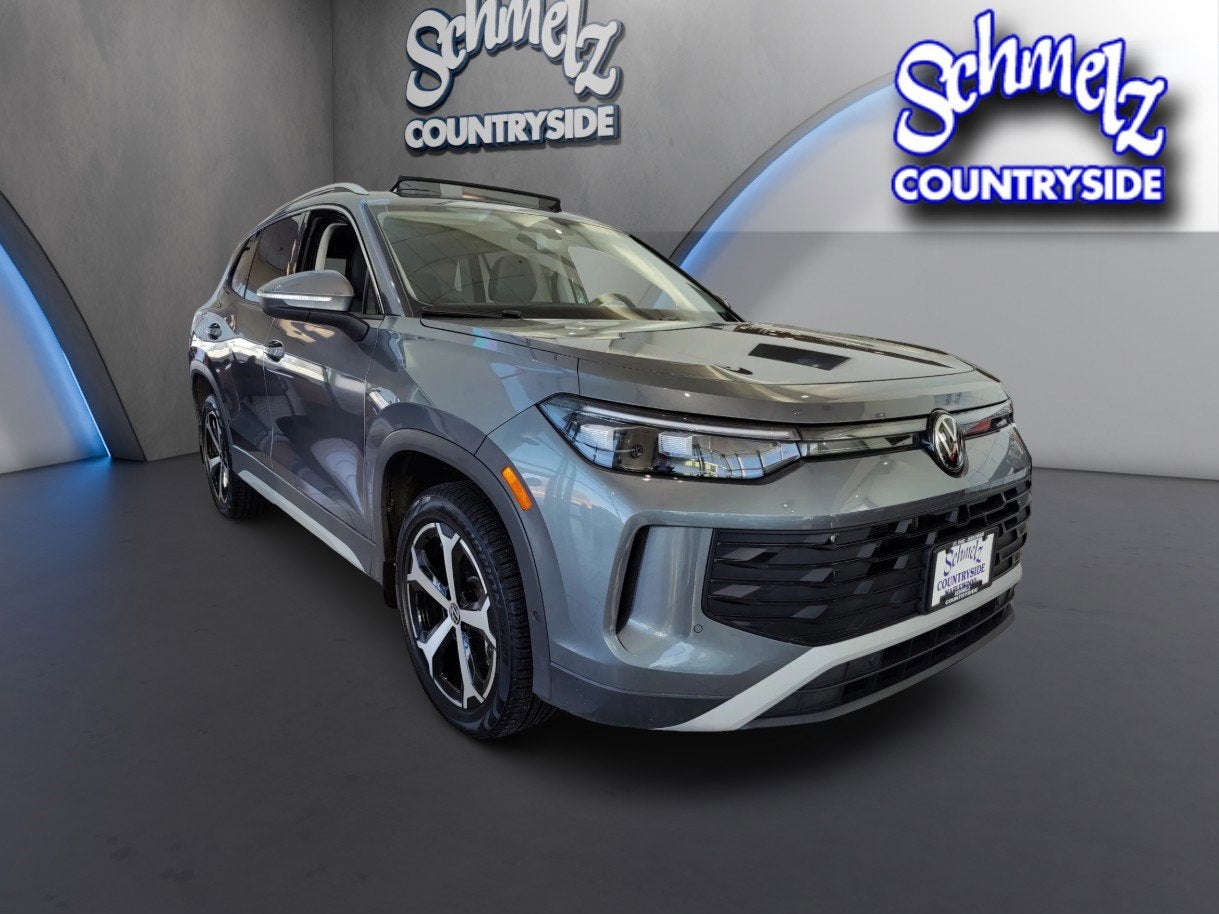 2025 Volkswagen Tiguan SE AWD w/Sunroof