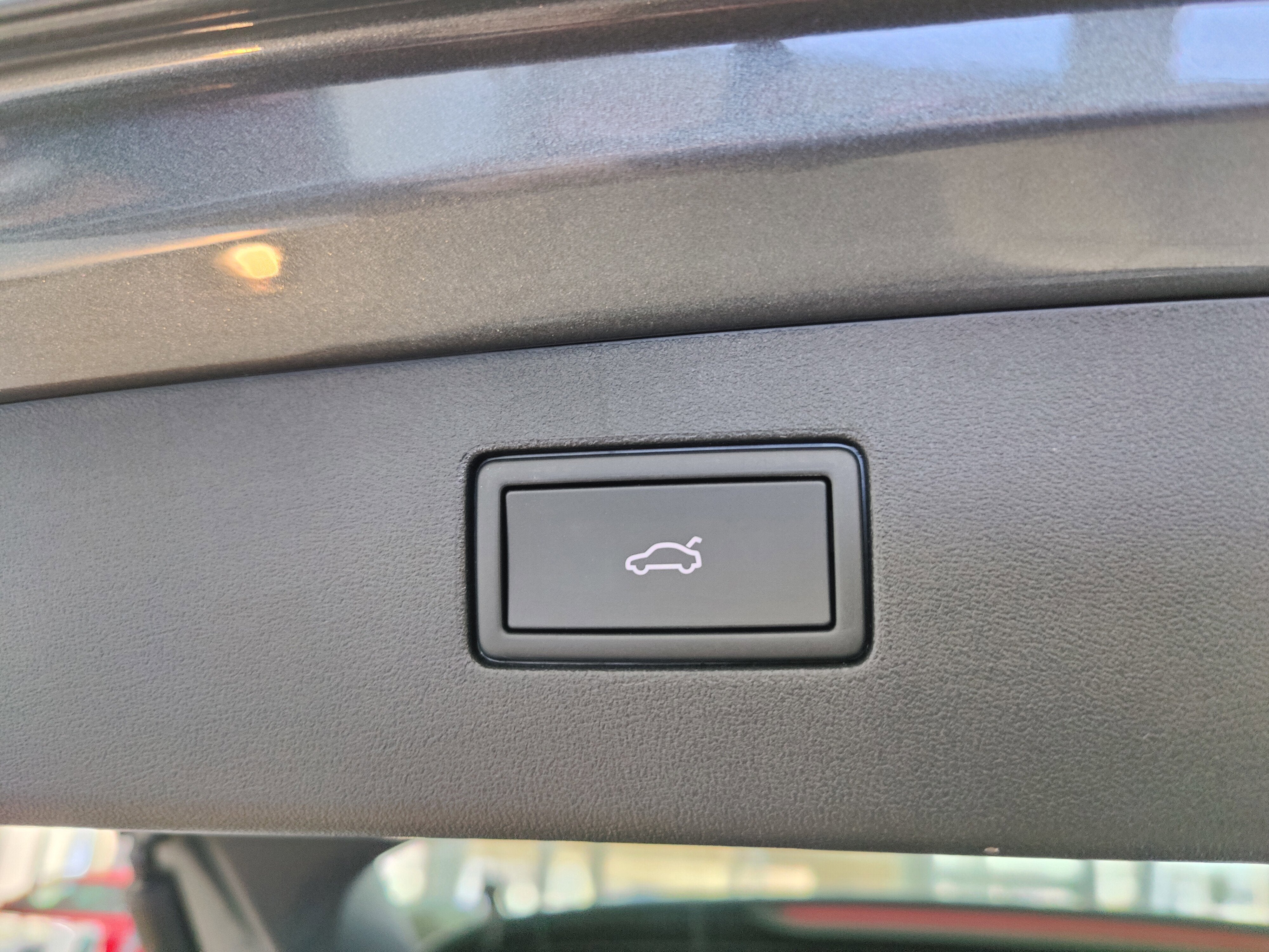 2025 Volkswagen Tiguan SE AWD w/Sunroof