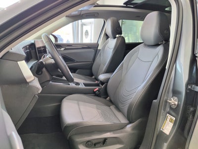 2025 Volkswagen Tiguan SE AWD w/Sunroof