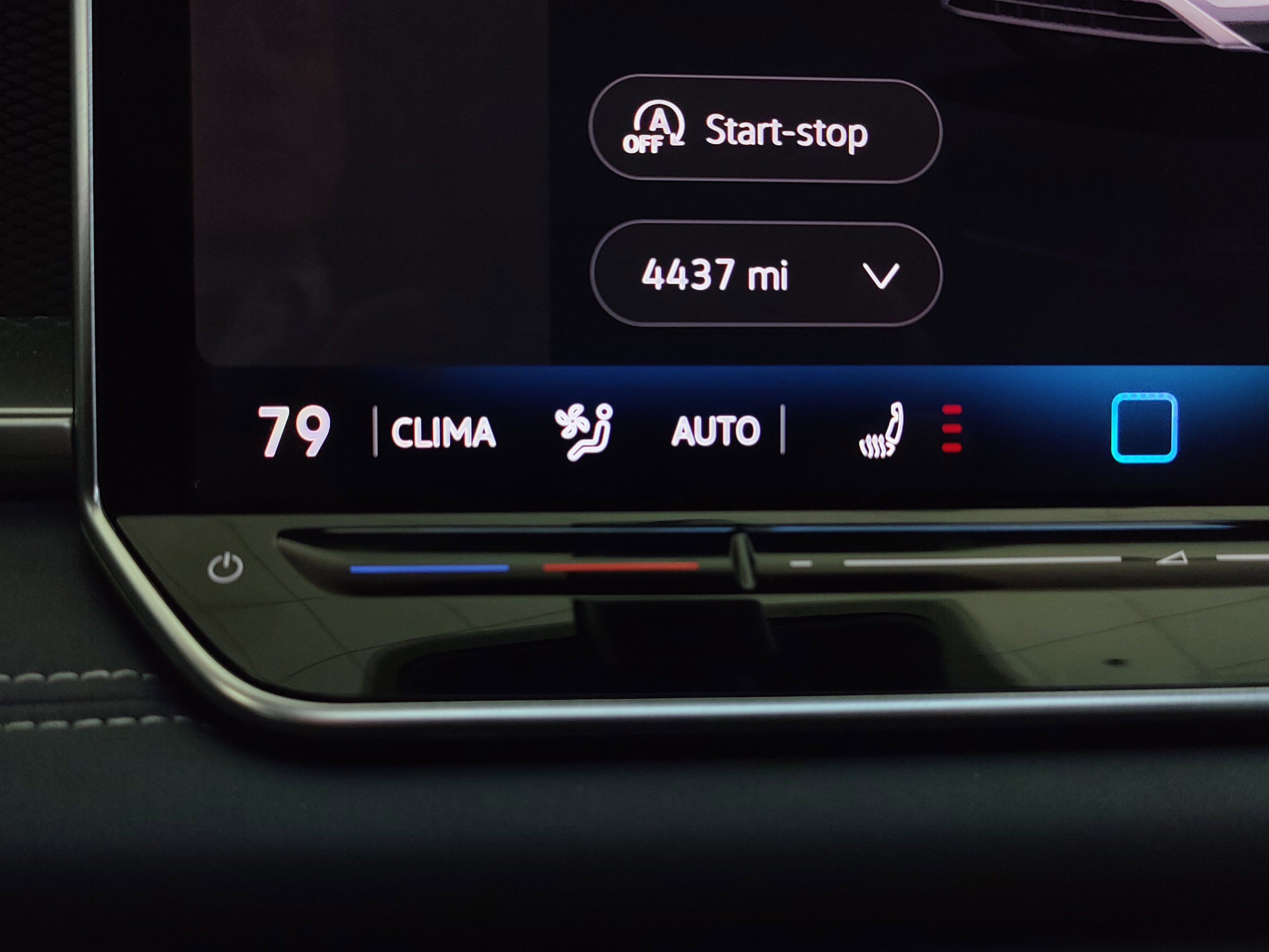 2025 Volkswagen Tiguan SE AWD w/Sunroof