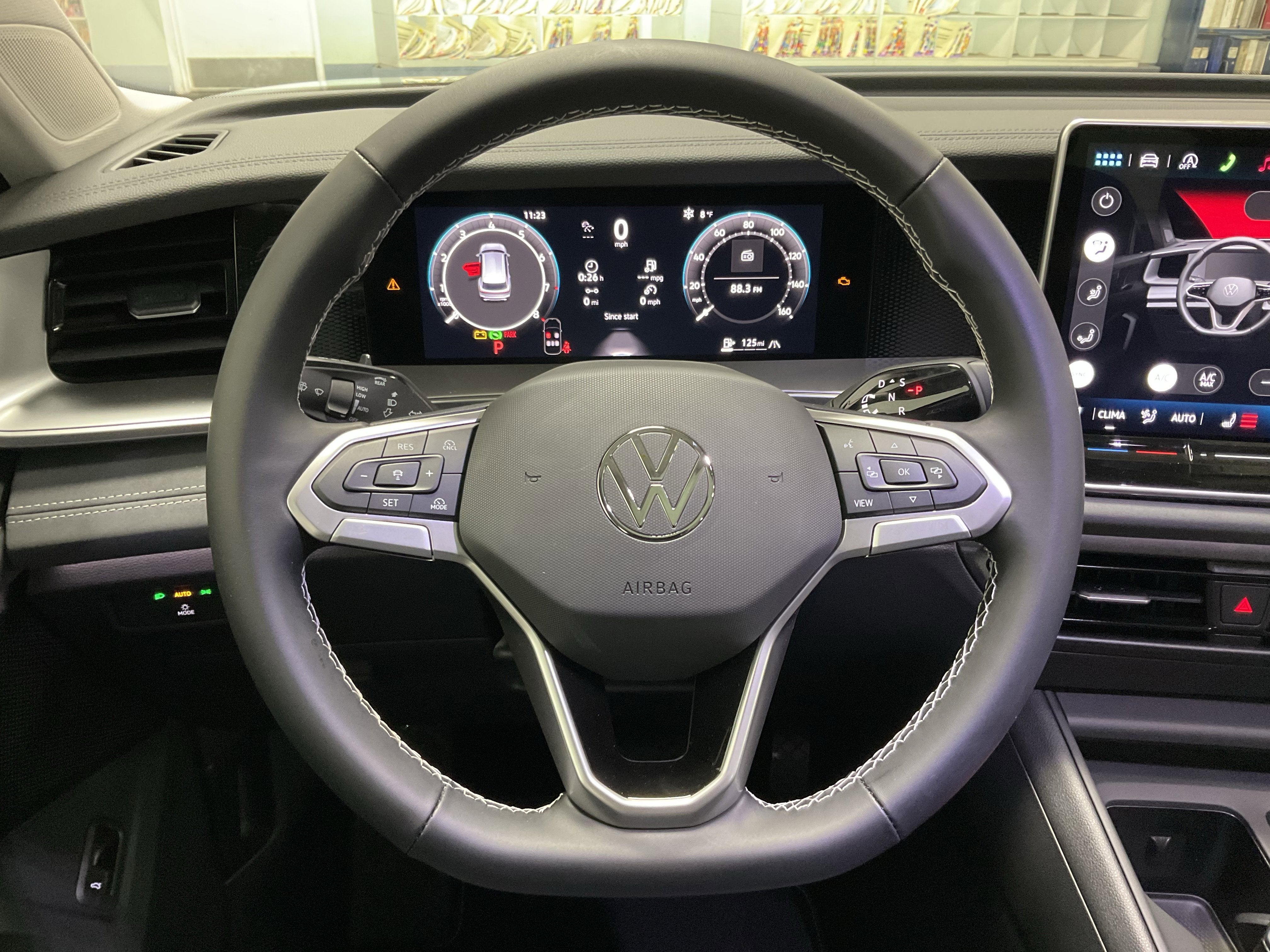 2026 Volkswagen Tiguan SE