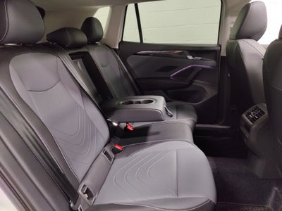 2025 Volkswagen Tiguan SE AWD w/Sunroof