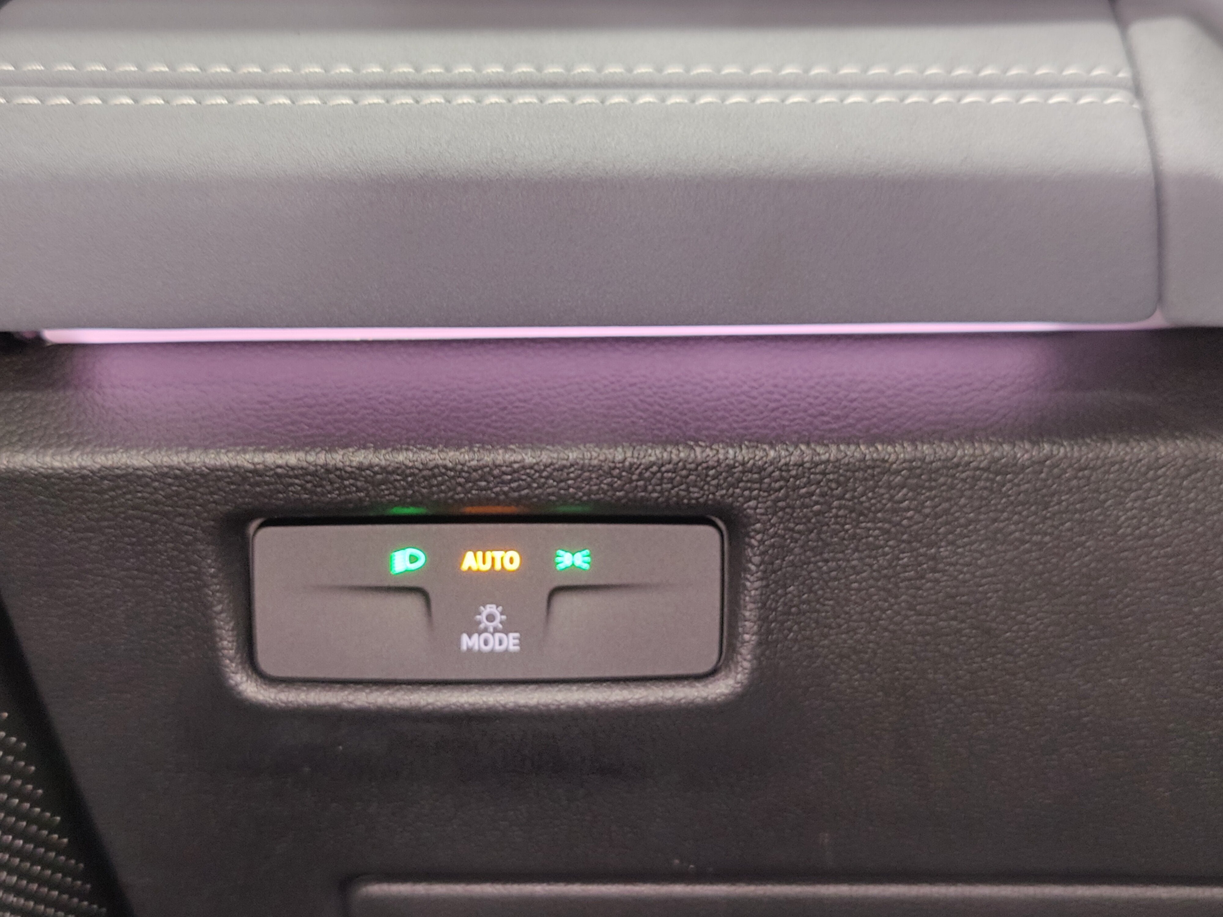 2025 Volkswagen Tiguan SE AWD w/Sunroof