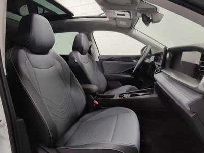 2025 Volkswagen Tiguan SE AWD w/Sunroof