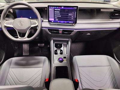 2025 Volkswagen Tiguan SE AWD w/Sunroof