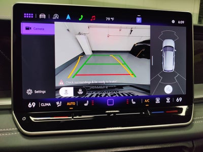 2025 Volkswagen Tiguan SE AWD w/Sunroof