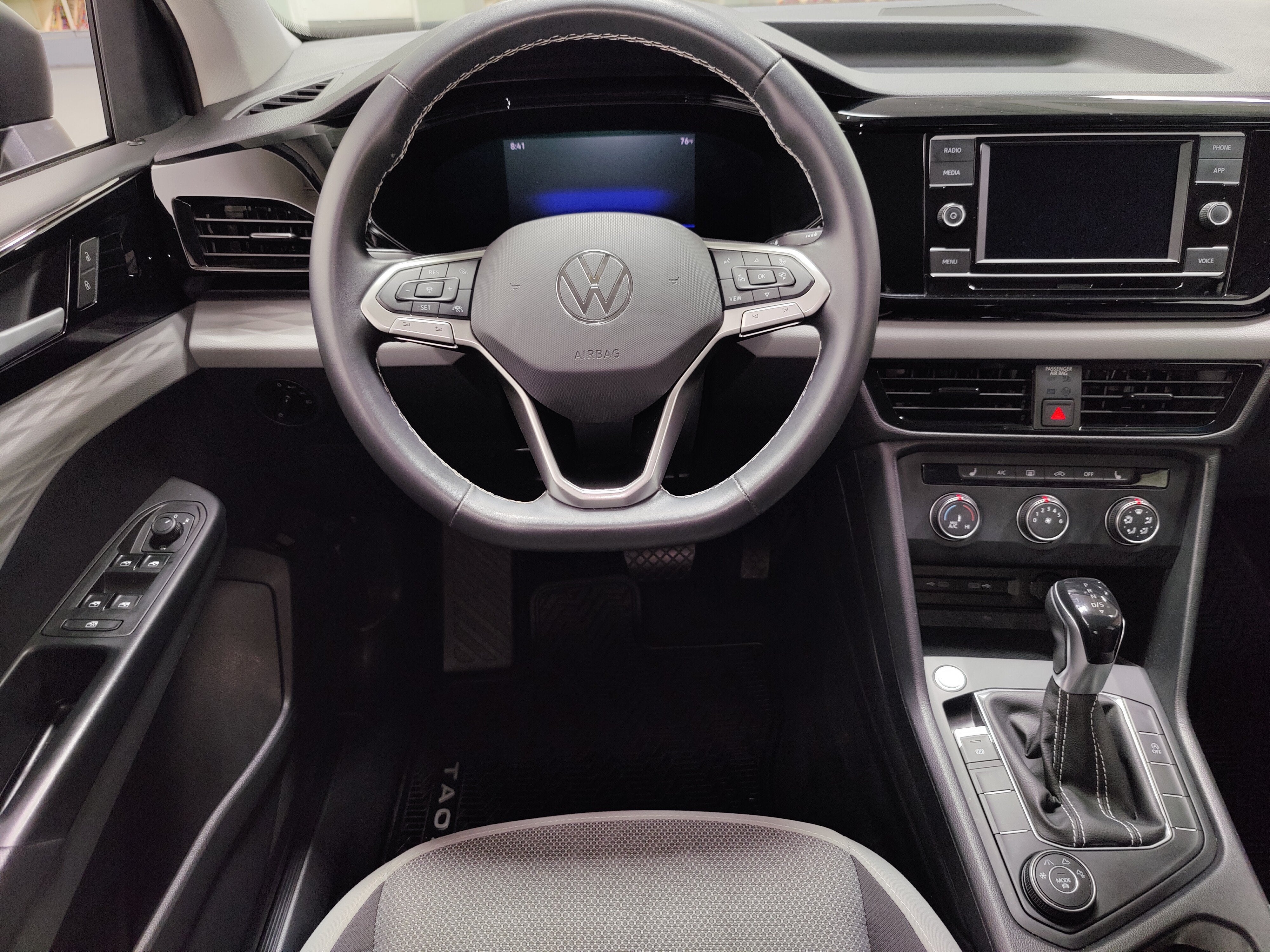 2022 Volkswagen Taos S AWD w/IQDrive