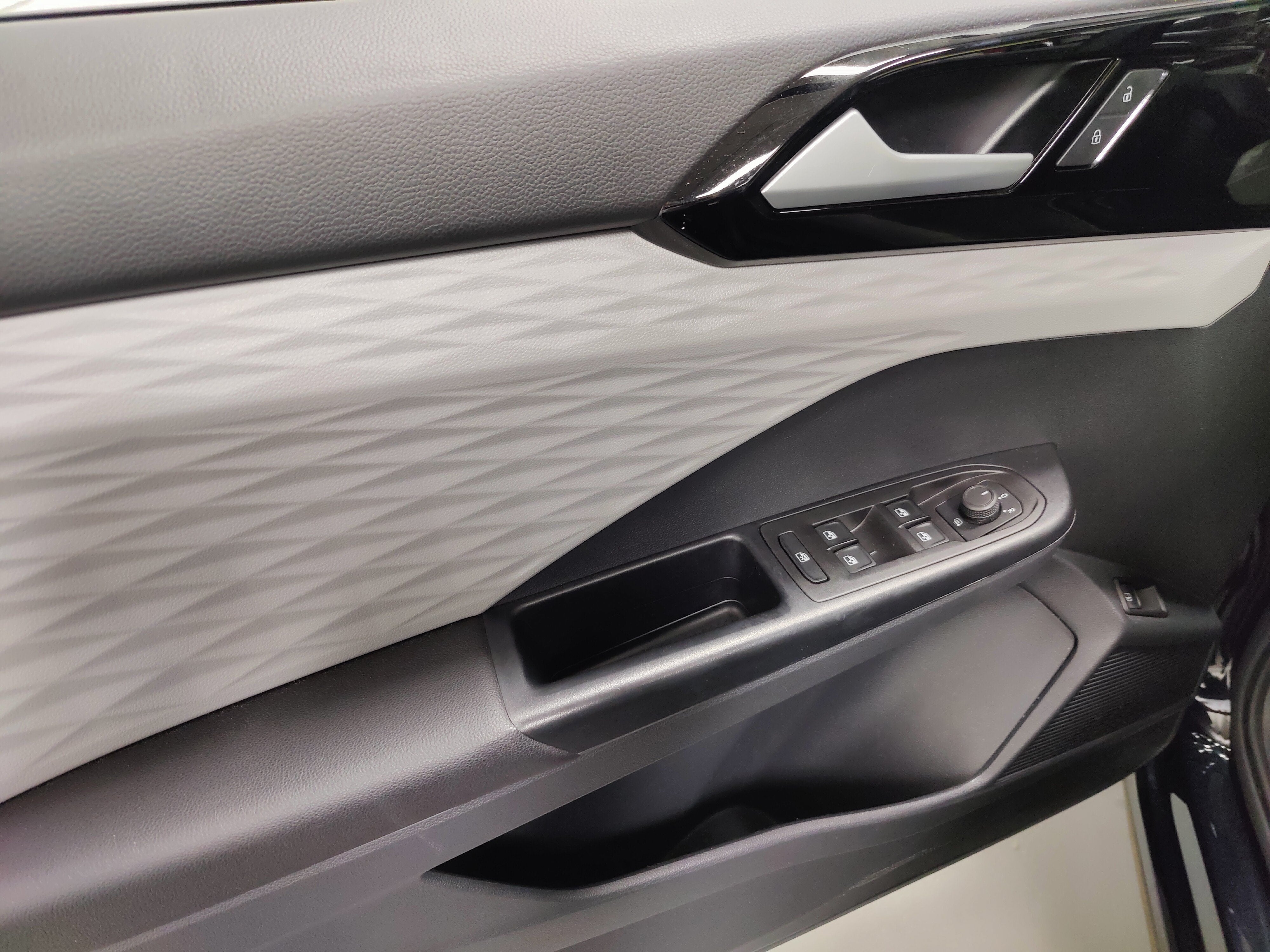 2023 Volkswagen Taos S 4-Motion AWD w/Dr Assist