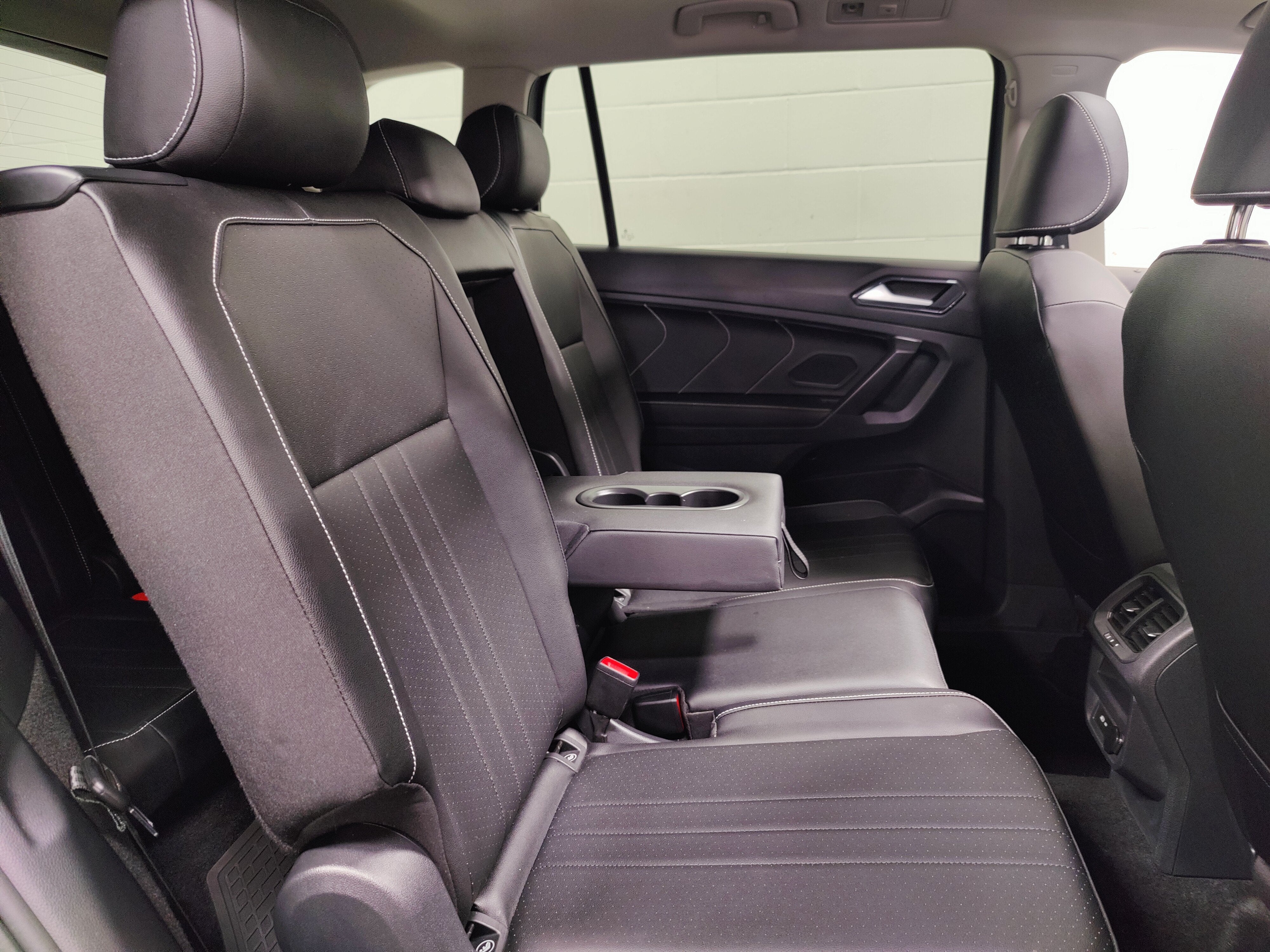 2023 Volkswagen Tiguan SE w/Sunroof
