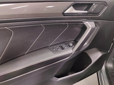 2023 Volkswagen Tiguan SE w/Sunroof