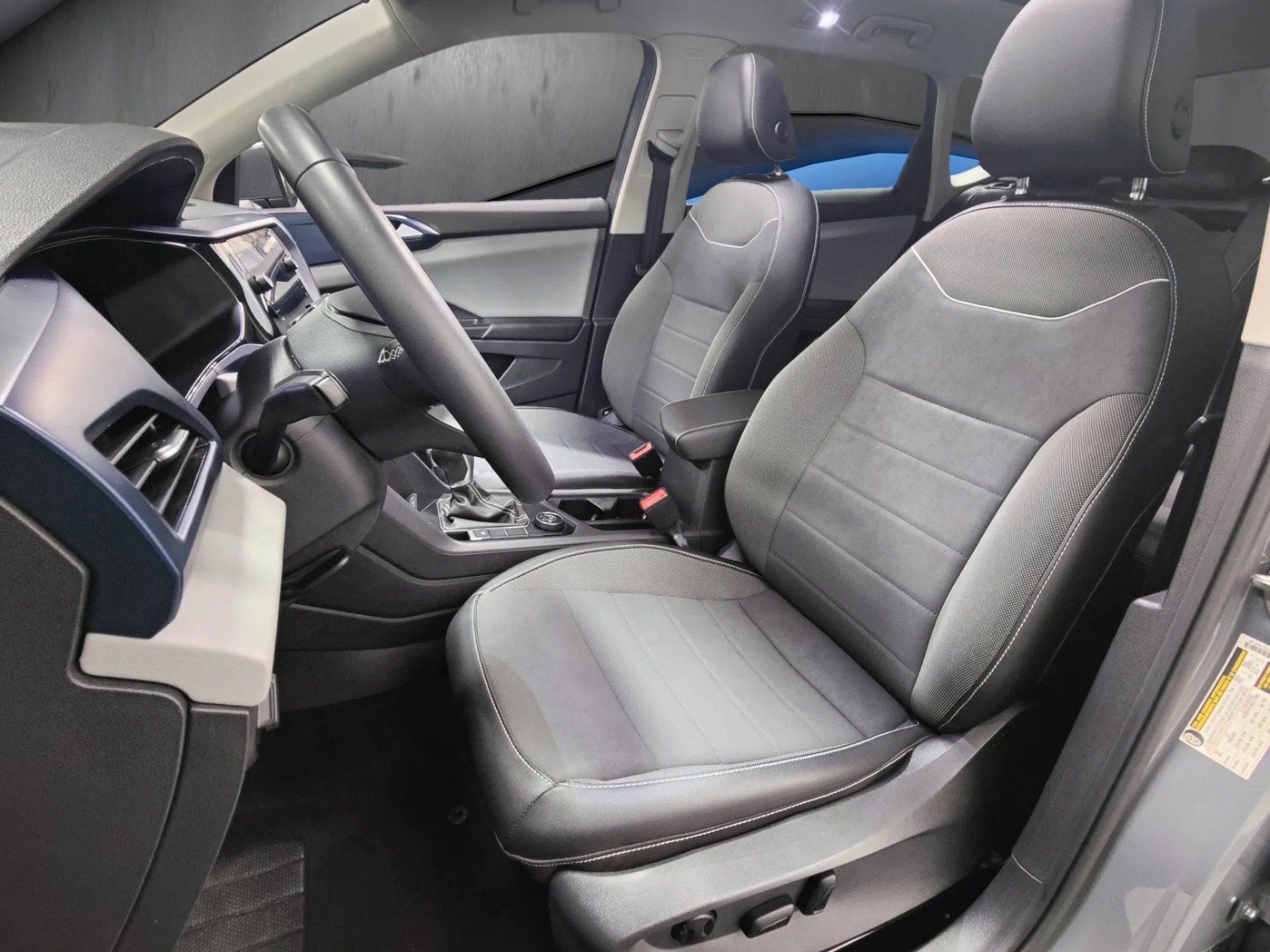 2023 Volkswagen Taos SE AWD w/Sunroof