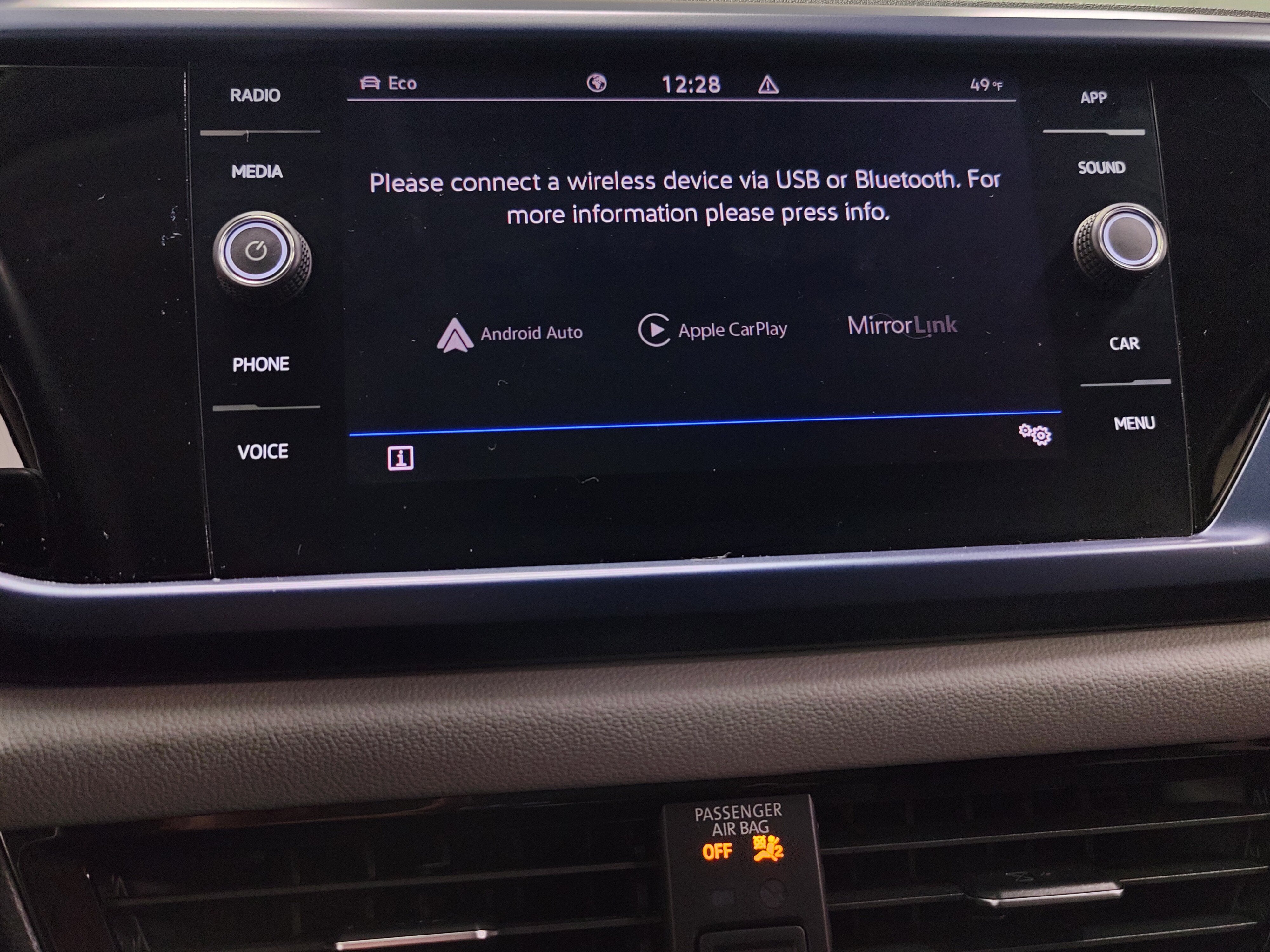 2023 Volkswagen Taos SE AWD w/Sunroof