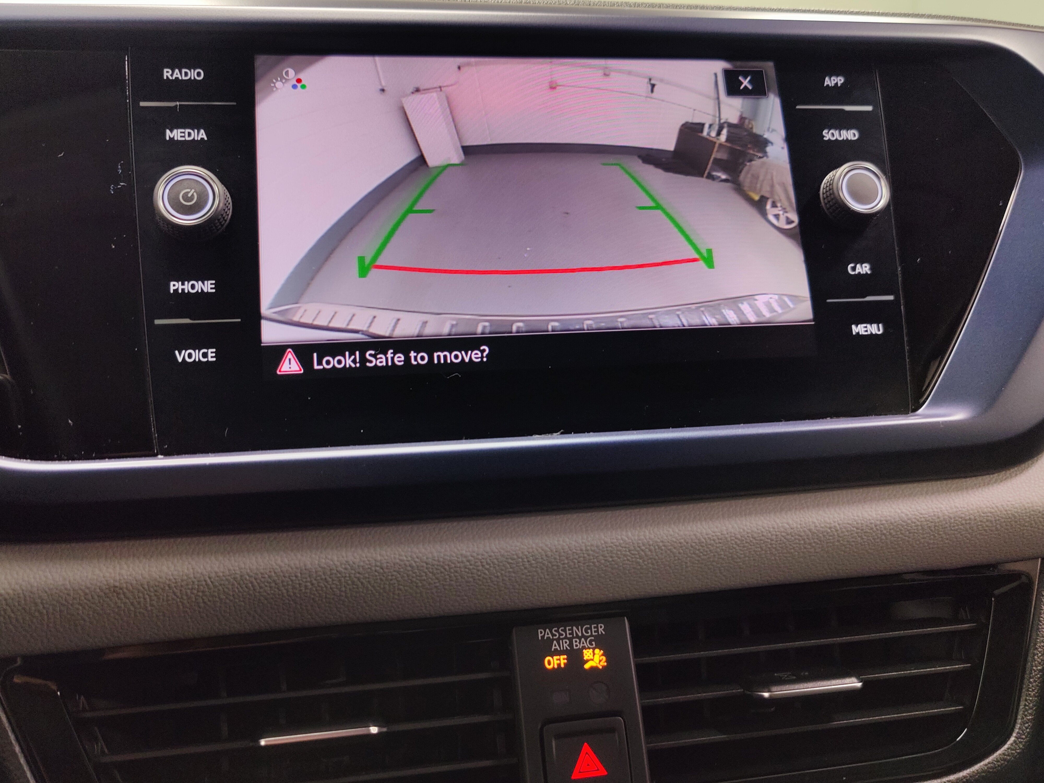 2023 Volkswagen Taos SE AWD w/Sunroof