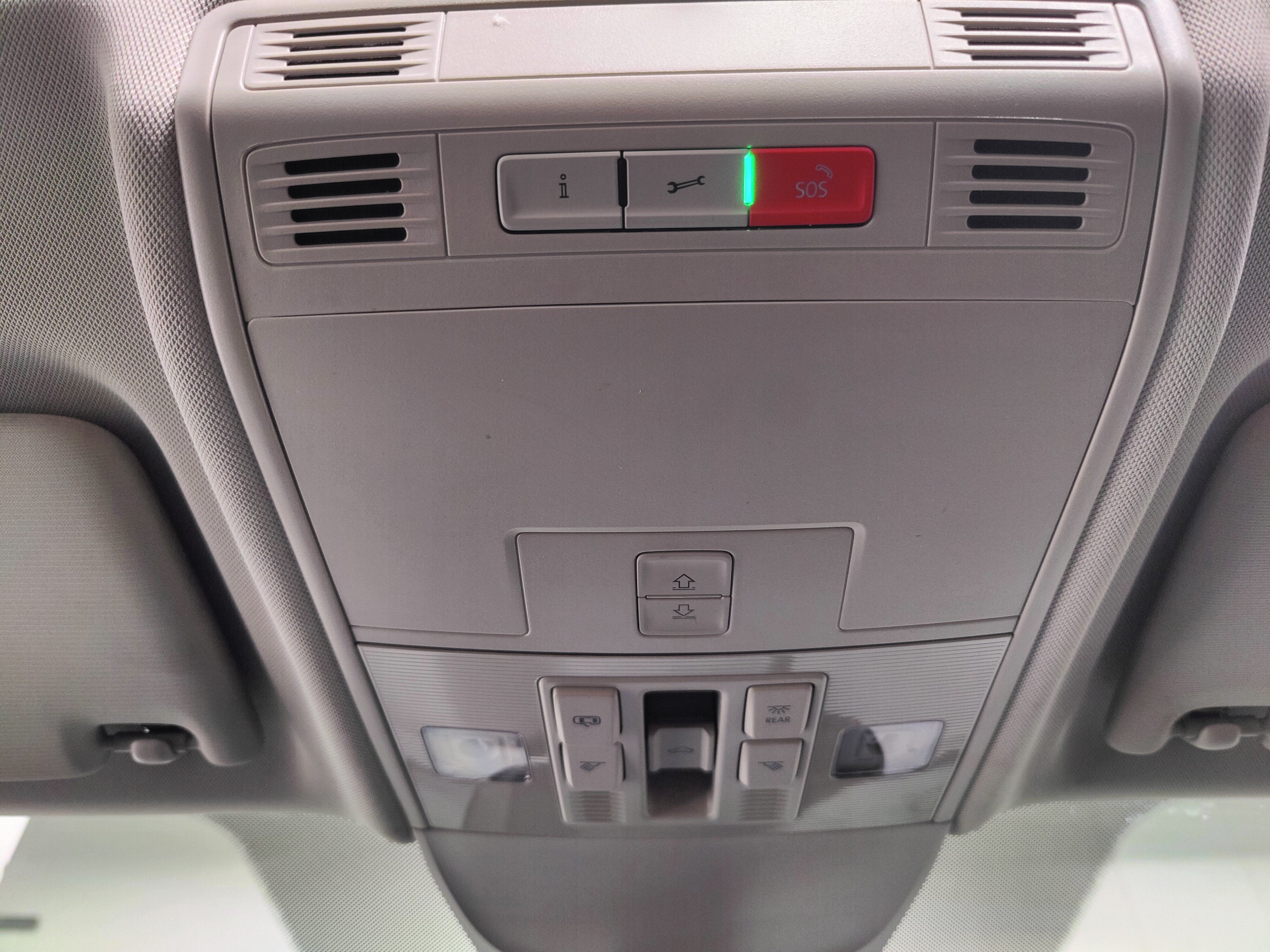 2023 Volkswagen Taos SE AWD w/Sunroof