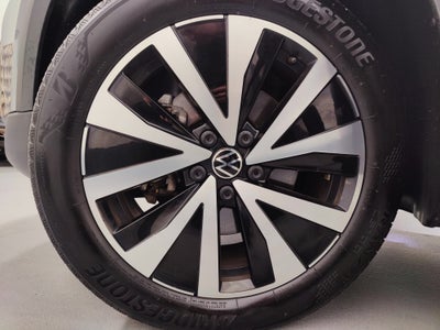 2023 Volkswagen Taos SE AWD w/Sunroof