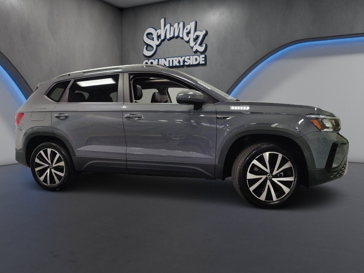 2023 Volkswagen Taos SE AWD w/Sunroof