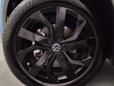 2023 Volkswagen Taos SE AWD w/Sunroof