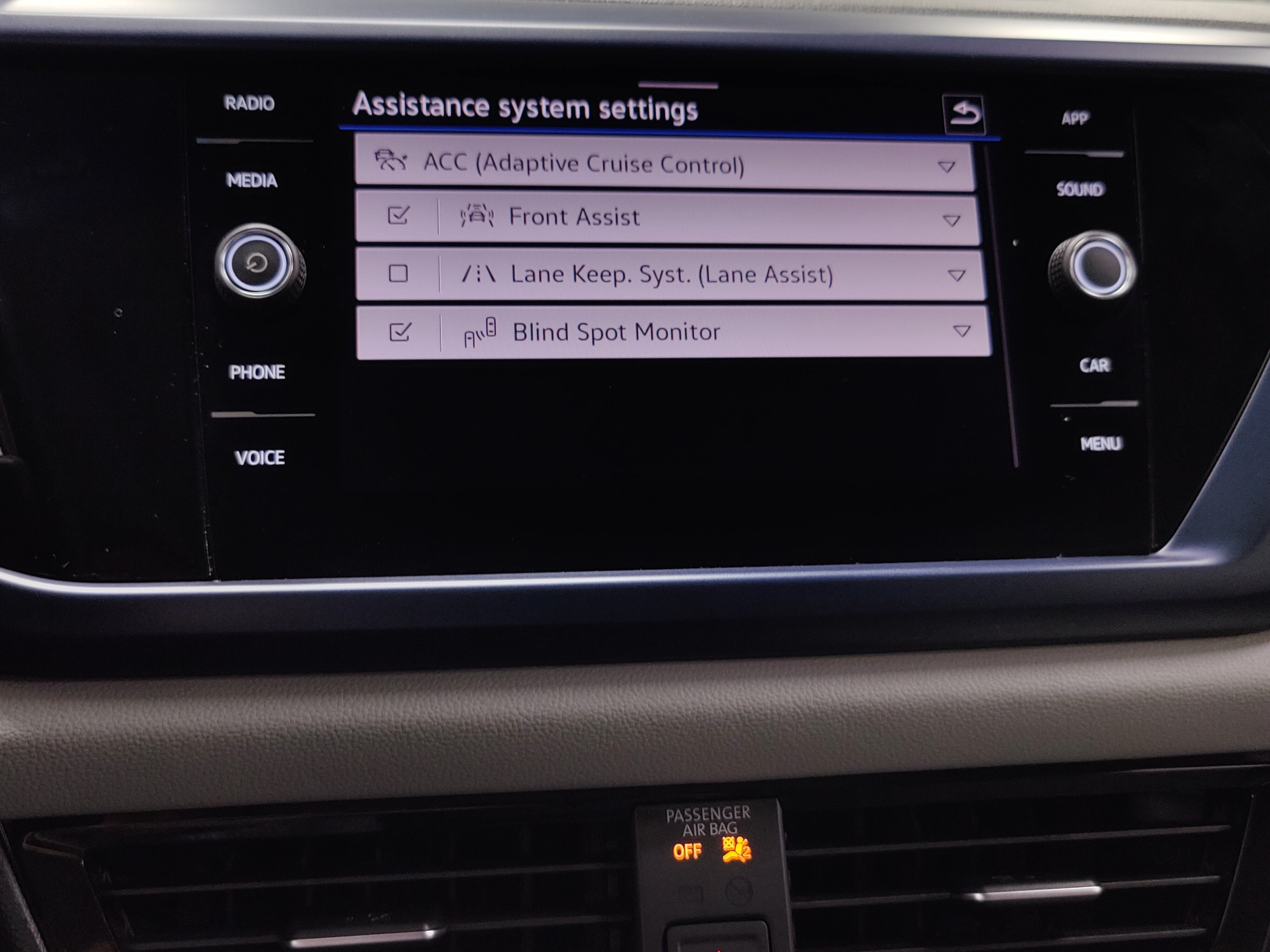 2023 Volkswagen Taos SE AWD w/Sunroof