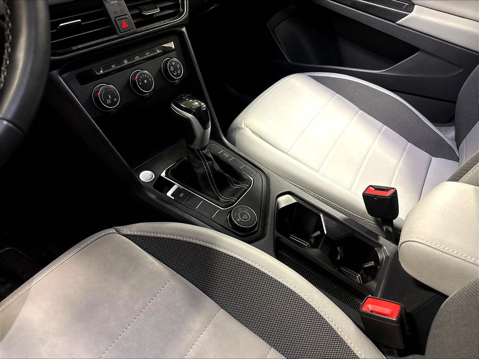 2022 Volkswagen Taos SE AWD w/Sunroof