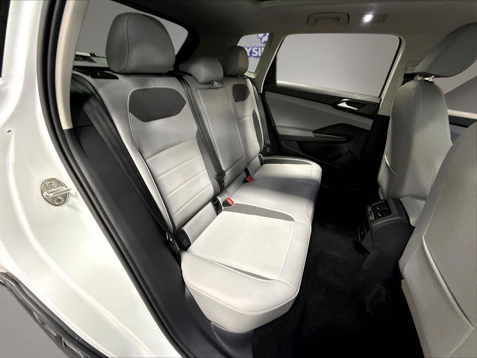 2022 Volkswagen Taos SE AWD w/Sunroof
