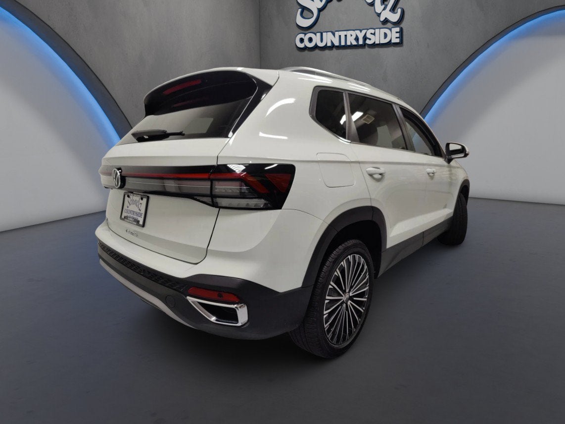 2025 Volkswagen Taos SE