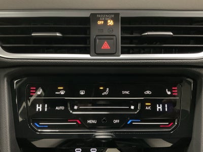 2025 Volkswagen Taos SE